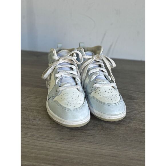 Little Kid's Size 3Y Jordan 1 Mid SE Blue Tint/Ice Blue‎ (FQ9118 400) - Picture 1 of 11